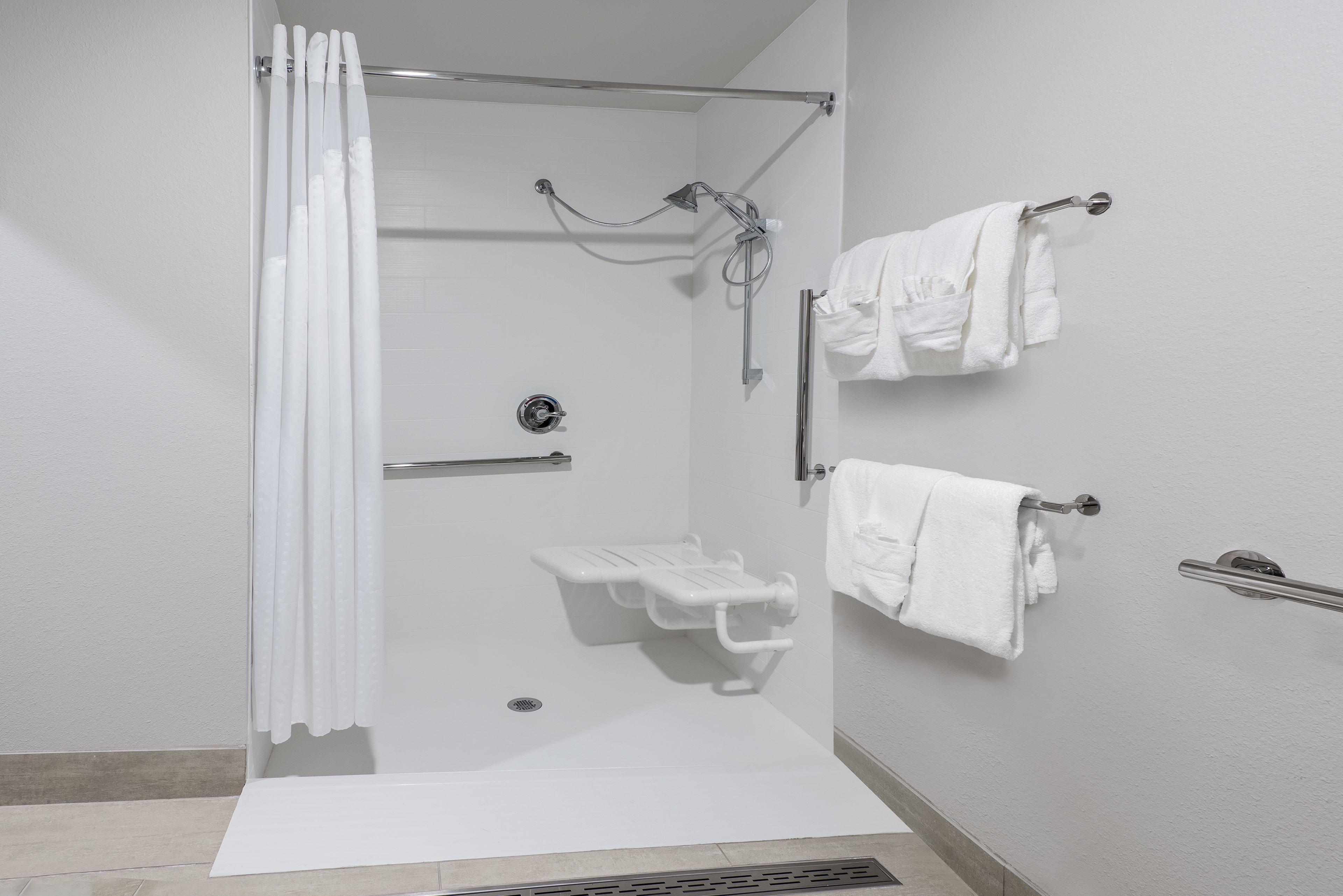 Express & - College Station By Ihg Hotel 3*